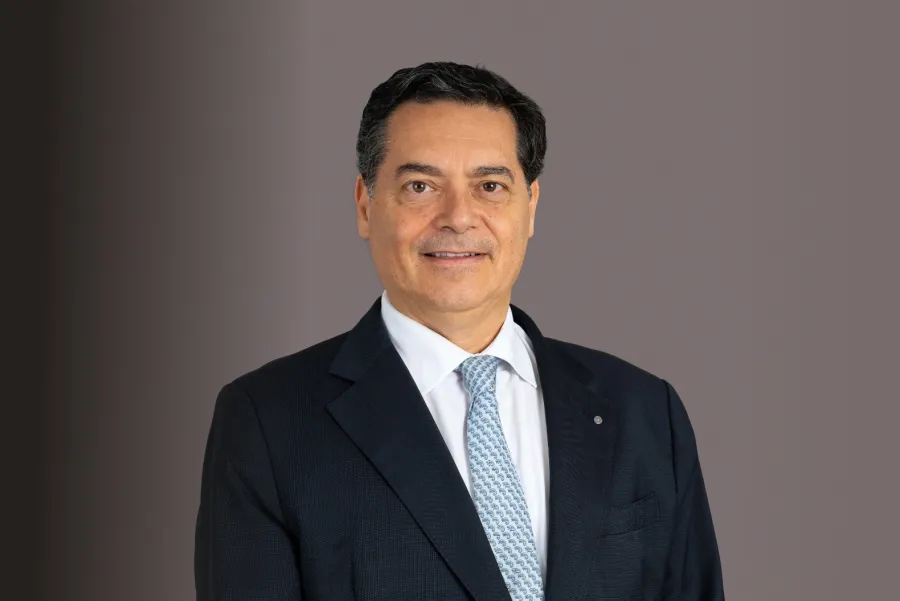 Rog&eacute;rio Fernandes Ferreira 